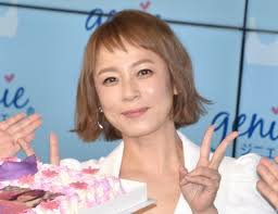 古市憲寿氏と佐藤仁美は険悪 インスタグラム写真で検証してみた 色んなコトもっと知りたい